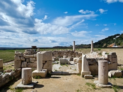 Ο ναός του Απόλλωνσ στη Βουλιαγμένη 