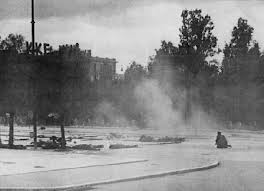 Το ματωμένο συλλαλητήριο τον Δεκέμβριο του 1944. Η πλατεία Συντάγματος μετατρέπεται σε σφαγείο. Άγγελος Έβερτ “εγώ έδωσα την εντολή, γιατί θα κατέλυαν το κράτος”