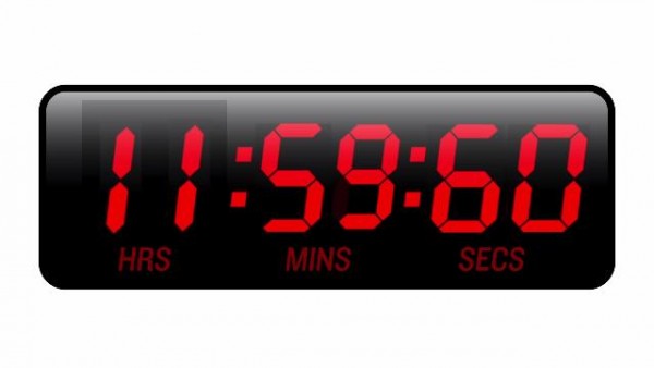 Στις 30 Ιουνίου τα μεσάνυχτα, τα ρολόγια στη Γη θα κολλήσουν στις 11:59:59 και αντί να «γράψουν» 00:00:00, θα εμφανίσουν στις οθόνες τους το έξτρα δευτερόλεπτο με την μορφή 11:59:60.