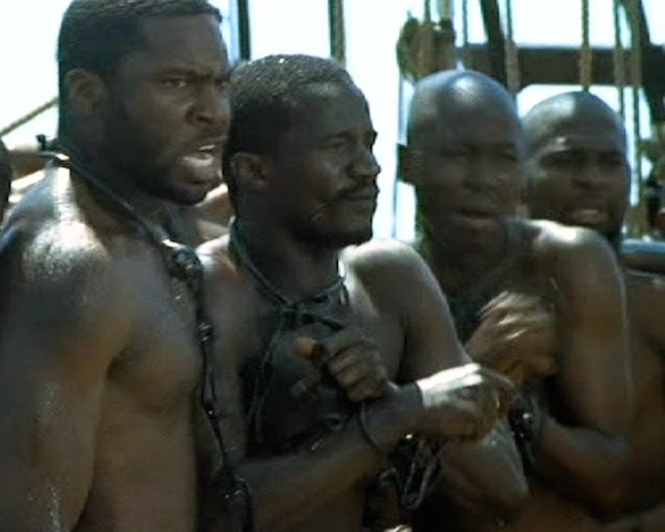 Το ημερολόγιο ενός δουλέμπορου. Αγόραζαν τους σκλάβους της Αφρικής με αντάλλαγμα χάλκινες χύτρες και φτερωτά καπέλα. Οι φύλαρχοι είχαν ειδικό λόγο να μη δέχονται τα χρήματα