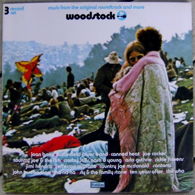 Ο Νικ και η Μπόμπι, ένα άγνωστο ζευγάρι στο Woodstock. Η τυχαία φωτογραφία τους έγινε το θρυλικό εξώφυλλο του άλμπουμ. Μισό αιώνα μετά είναι ακόμη μαζί, αν και λίγο…αλλαγμένοι (φωτό)