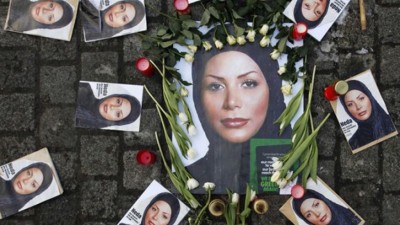 Το βίντεο ντοκουμέντο με τη δολοφονία της 26χρονης Νέντα στην Τεχεράνη από παραστρατιωτικούς. Η ιρανική κυβέρνηση κατηγόρησε την CIA και απαγόρευσε στον κόσμο να πάει στην κηδεία