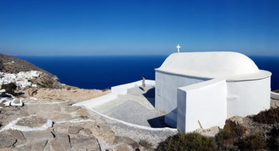 Το ανέγγιχτο νησί που λεηλάτησε ο Μπαρμπαρόσα και ύμνησε ο Ελύτης, στον οποίο αφιέρωσαν μια εκκλησιά. Πώς ονομαζόταν στην αρχαιότητα;