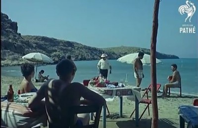 Έτσι ήταν η Κρήτη το 1964. Δείτε το εκπληκτικό βίντεο με τους ανεμόμυλους, τους αργαλειούς και τους πρώτους τουρίστες