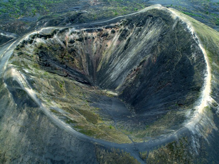 Paricutin-Volcano-Mexico-1-700x525