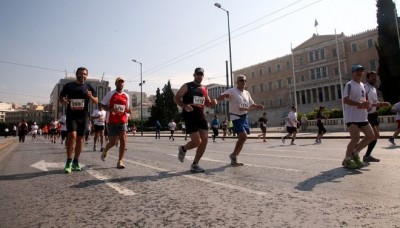 Κλειστό το κέντρο της Αθήνας. Μεγάλη συμμετοχή στον 5ο Ημιμαραθώνιο