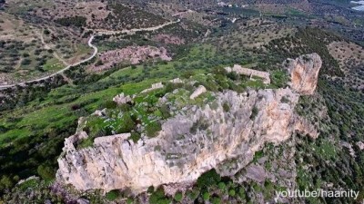 “Το κάστρο της ωραίας”. Το άγνωστο κάστρο της Ερμιονίδας όπου σύμφωνα με τον θρύλο αυτοκτόνησε μια όμορφη πριγκίπισσα, για να μην πέσει στα χέρια του τούρκου Βεζίρη