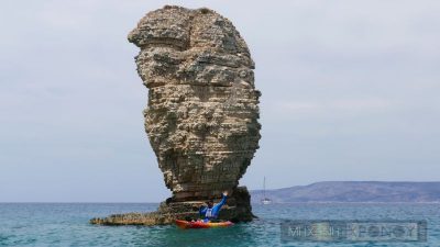 Τουρκοδημήτρης, ο Έλληνας πειρατής της Κέρου που έγινε μουσουλμάνος και έριξε στον γκρεμό τρεις μοναχούς για να κυριαρχήσει. Ήταν ο τρόμος του Αιγαίου, αλλά τράπηκε σε φυγή μετά τις επιθέσεις του Μιαούλη (βίντεο)