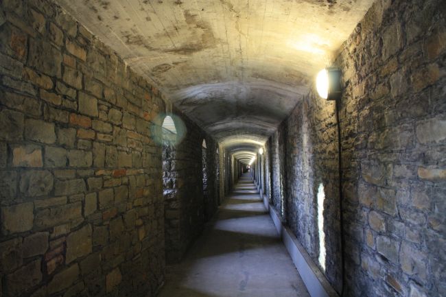 tunnels_in_cardiff_castle