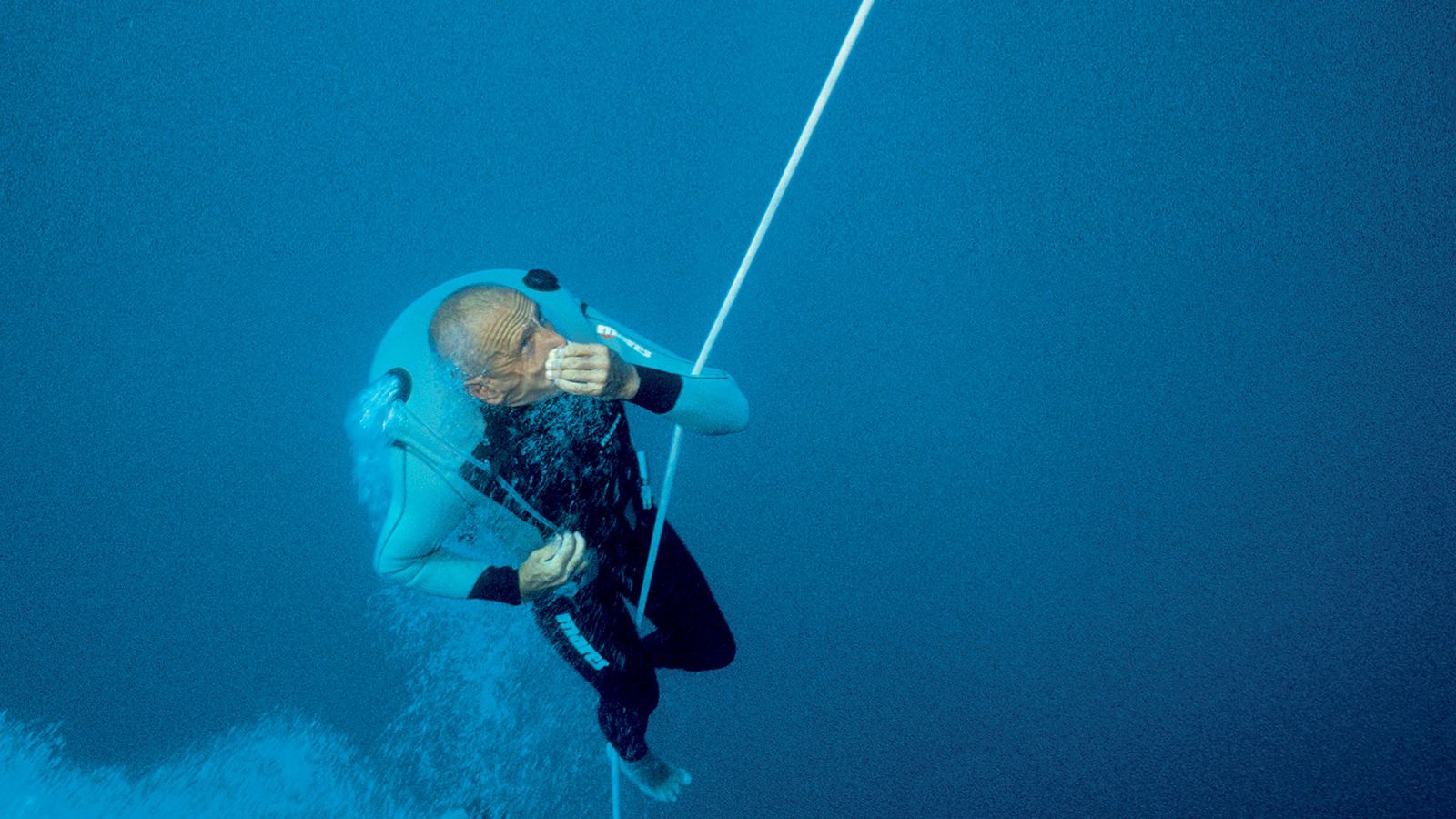 1962-enzo-maiorca-and-the-first-free-dive-to-50-meters-8