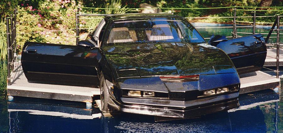 ΚΙΤΤ ( Knight Industries Two Thousand) ήταν Pontiac Trans Am τρίτης γενιάς