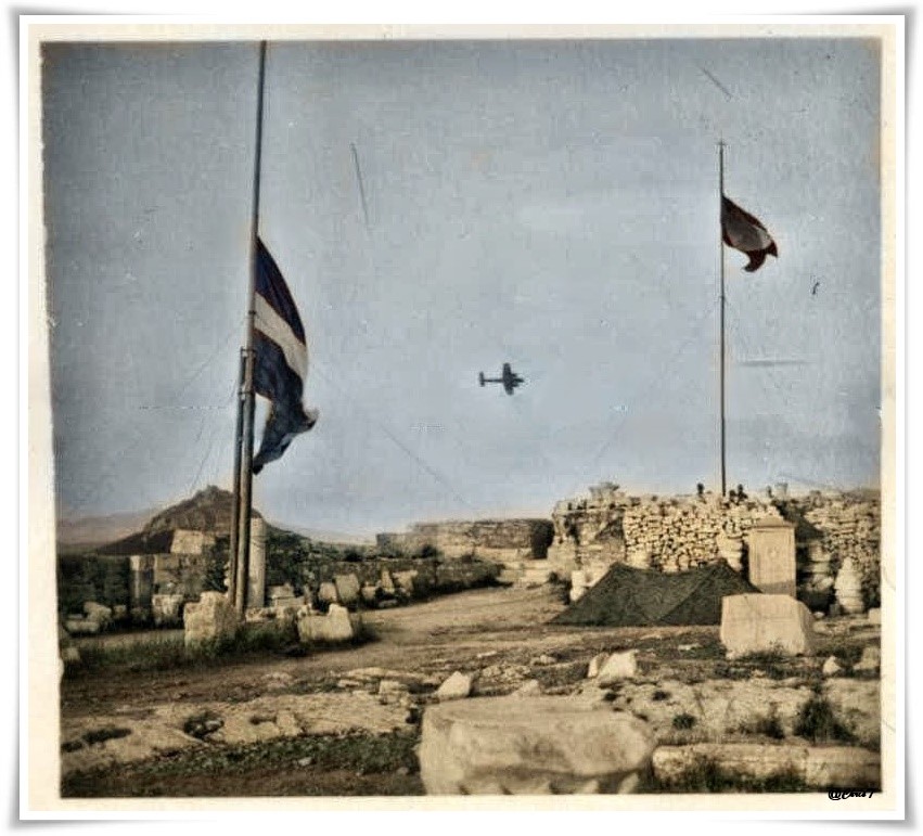  The Greek (Lowered) and Nazi flags on the Acropolis (Franz Peter Weixler)