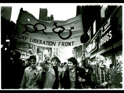 Ποιος αφαίρεσε την ομοφυλοφιλία από τον κατάλογο των ψυχικών διαταραχών στις Η.Π.Α. Γιατί ο πρόεδρος Αϊζενχάουερ απαγόρευσε στους ομοφυλόφιλους να εργάζονται στο δημόσιο
