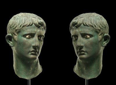 Γιατί ο αδριάντας του πρώτου Ρωμαίου αυτοκράτορα θάφτηκε με το πρόσωπο να κοιτά το έδαφος. Πως έδωσε το όνομά του στο μήνα Αύγουστο