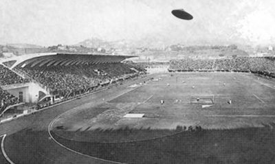 Ο ποδοσφαιρικός αγώνας που διεκόπη λόγω εμφάνισης UFO, σύμφωνα και με τα όσα έγραψε στο φύλλο αγώνος ο διαιτητής. “Παίζαμε μπάλα και πάνω μας πετούσαν αντικείμενα με περίεργο σχήμα”
