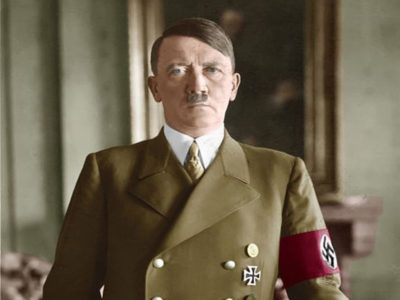 Τα τελευταία γενέθλια του Χίτλερ. Ο Γκαίμπελς κάλεσε τους κατοίκους του πολιορκημένου Βερολίνου να γιορτάσουν και οι Σοβιετικοί στρατιώτες του έστειλαν “ευχητήριες οβίδες”