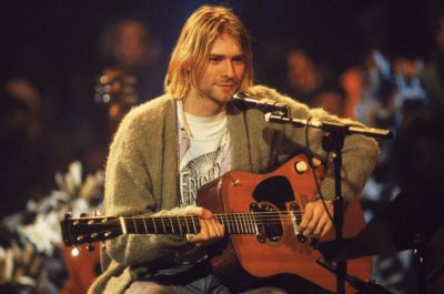 Σπασμένη κιθάρα του Κερτ Κομπέιν των Nirvana πωλήθηκε πάνω από μισό εκατομμύριο