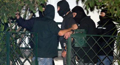 Greek Mafia. Ποινική δίωξη για 9 κακουργήματα και 7 πλημμελήματα στους τρεις συλληφθέντες