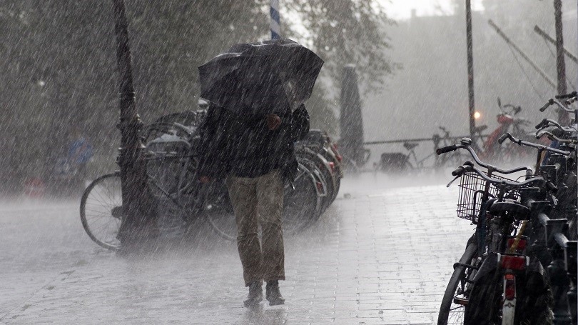 Κακοκαιρία για 48 ώρες με πτώση της θερμοκρασίας σε όλη την Ελλάδα. Που θα σημειωθούν βροχές και καταιγίδες