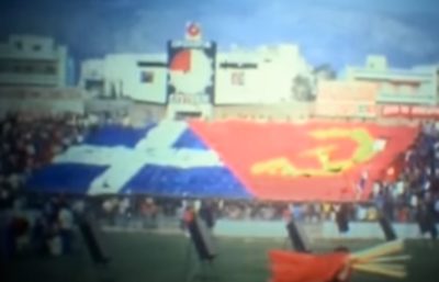 Η δημιουργία του KKE Εσωτερικού. Στο ιδρυτικό συνέδριο κυμάτιζαν σφυροδρέπανα και ελληνικές σημαίες. Γιατί αντέδρασε ο κεντρώος Γεώργιος Μαύρος