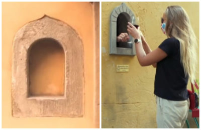 Αναβιώνουν τα “παράθυρα του κρασιού”. Λειτουργούσαν στην μεσαιωνική Ιταλία και σέρβιραν κρασί στην πανδημία από μικρά ανοίγματα στους τοίχους