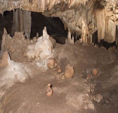 Το Μυστήριο με τους 50 σκελετούς του Σπηλαίου Ανδρίτσας στην Αργολίδα. Εντυπωσιακά ευρήματα που συνθέτουν μια συγκλονιστική ιστορία