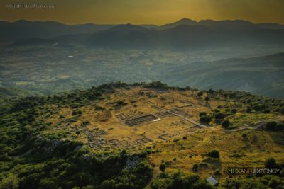 Δείτε από ψηλά την άγνωστη Aκρόπολη της Θεσπρωτίας που ξέρουν μόνο οι μυημένοι. Ποια ήταν η Αρχαία Ελέα που είχε ωδεία, σχολεία και θέατρο για 4.000 θεατές (drone)