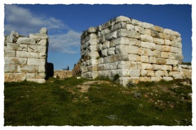 Τα άγνωστα οχυρά της αρχαίας Αθήνας που βρίσκονται δίπλα μας. Η σημασία της περιφερειακής άμυνας από το Σούνιο μέχρι τα Βόρεια (φωτο)