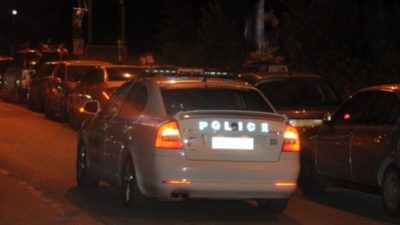 38χρονος  στο Ηράκλειο εμβόλισε με το αυτοκίνητο του ζευγάρι.  Κατέβηκε και μαχαίρωσε τρεις φορές τον συνοδό κοπέλας-Συνελήφθη από την αστυνομία
