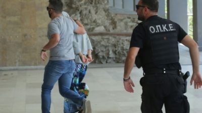 Απαγωγή 10χρονης στη Θεσσαλονίκη. Η 33χρονη φέρεται ότι είχε συνεργό επιχειρηματία και αναζητούσε θύματα σε ορφανοτροφεία