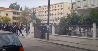 Eπεισόδια στο ΕΠΑΛ Σταυρούπολης στη Θεσσαλονίκη. Αναφορές για δυο τραυματίες φοιτητές (Βίντεο)
