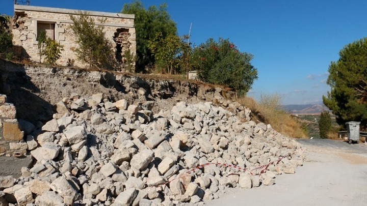 Σεισμός στην Κρήτη. Πάνω από 130 οι μετασεισμοί-Έχει βυθιστεί κατά 15 εκατοστά το Αρκαλοχώρι