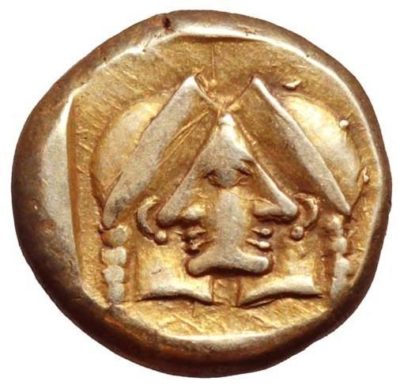 Το μοναδικό αρχαίο ελληνικό νόμισμα με “οπτική οφθαλμαπάτη”. Πού κυκλοφόρησαν οι δύο αντικριστές γυναικείες κεφαλές