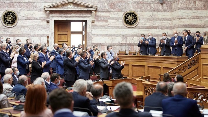 «Πέρασε» από τη Βουλή με 191 υπέρ η αμυντική Συμφωνία Ελλάδας – Γαλλίας. Υπέρ τάχθηκαν ΝΔ, ΚΙΝΑΛ και Ελληνική Λύση