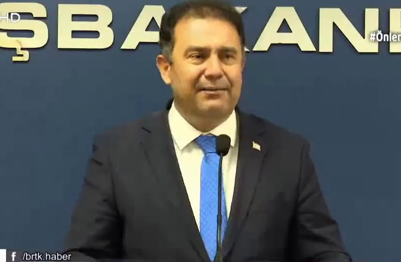 Ετοιμάζει την παραίτησή του ο Τούρκος “πρωθυπουργός” του ψευδοκράτους, μετά τη διαρροή “ροζ βίντεο” που συμμετέχει