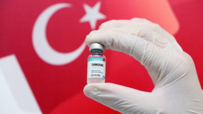 Τουρκικός Ιατρικός Σύλλογος: “Μαϊμού” το τουρκικό εμβόλιο. Έξαλλος ο Ερντογάν: “Είστε ψεύτες”