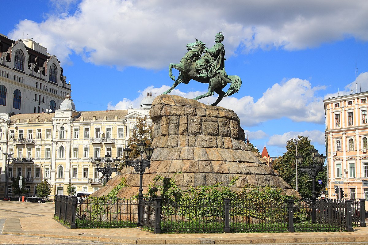 Khmelnytsky_Monument_Kiev