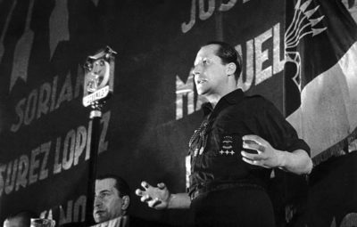 Ο Ισπανός φασίστας που λάτρευε τον Μουσολίνι, εξυμνούσε τη βία και αγιοποιήθηκε από τους Φρανκιστές. Χοσέ Αντόνιο Πρίμο Ντε Ριβέρα