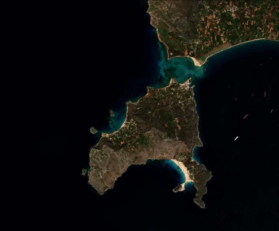 Ο δορυφόρος Sentinel-2A φωτογραφίζει την Ελαφόνησο-Πώς φαίνεται η εντυπωσιακή παραλία του Σίμου