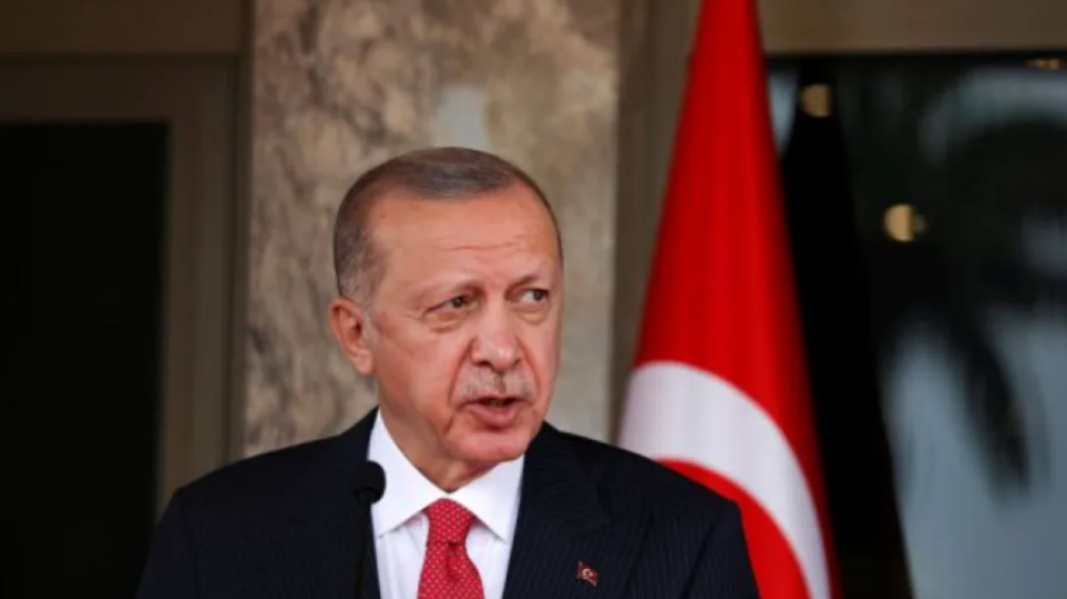 Προκαλεί και πάλι ο Τούρκος πρόεδρος Ερντογάν. «Δεν ξεχνάμε τη σφαγή της Τριπολιτσάς»