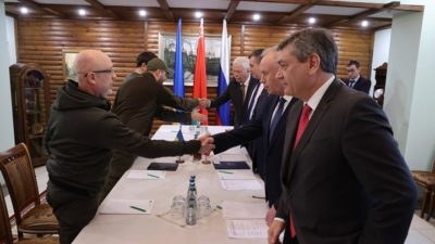 Ολοκληρώθηκε ο δεύτερος γύρος των διαπραγματεύσεων Μόσχας-Κιέβου: Συμφώνησαν για τρίτο γύρο και ανθρωπιστικούς διαδρόμους