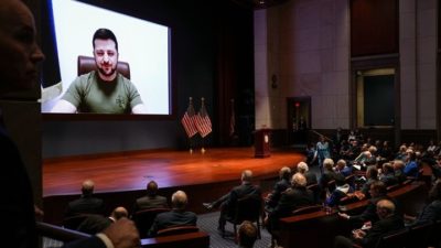 Ομιλία Ζελένσκι στο Κογκρέσο με αναφορές σε Περλ Χάρμπορ και 11η Σεπτεμβρίου: «Έχω ένα όνειρο να προστατευτούν οι ουρανοί μας»