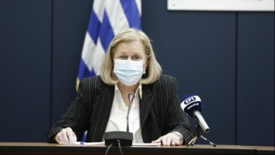 Πρόεδρος της Επιτροπής Εμβολιασμών: Ο ιός είναι εδώ και θα παραμείνει – Ακόμη και ο πόλεμος μπορεί να επηρεάσει την εξέλιξη της πανδημίας