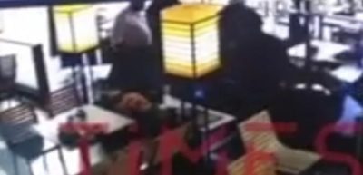 Αστυνομικός έσωσε νεαρή που κατέρρευσε μέσα σε καφετέρια στην Κατερίνη (βίντεο)