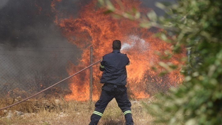 Υπό έλεγχο τέθηκε η πυρκαγιά στη Μεγαλόπολη Αρκαδίας