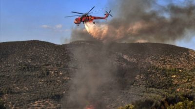 Μαίνεται η πυρκαγιά στη Δαδιά για όγδοη ημέρα. Νέα μέτωπα σε Σουφλί και Καβάλα. Υπό έλεγχο η φωτιά στο Κορωπί