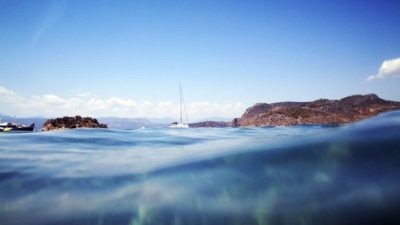 Τραγωδία με στρώμα θαλάσσης στην Ξάνθη. Ηλικιωμένος πνίγηκε στην προσπάθεια να σώσει τον εξάχρονο εγγονό του