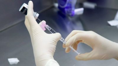 Εμβόλιο κατά του καρκίνου με τεχνολογία mRNA. Ξεκινούν δοκιμές 3ης φάσης