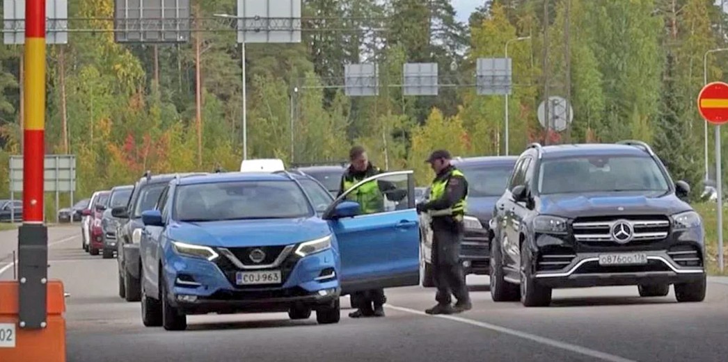 Τουλάχιστον 7000 Ρώσοι πέρασαν από τα σύνορα προς τη Φινλανδία για να γλυτώσουν την επιστράτευση