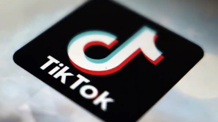 Ρωσικό δικαστήριο επέβαλε πρόστιμο στο TikTok για «προπαγάνδα υπέρ των ΛΟΑΤΚΙ»